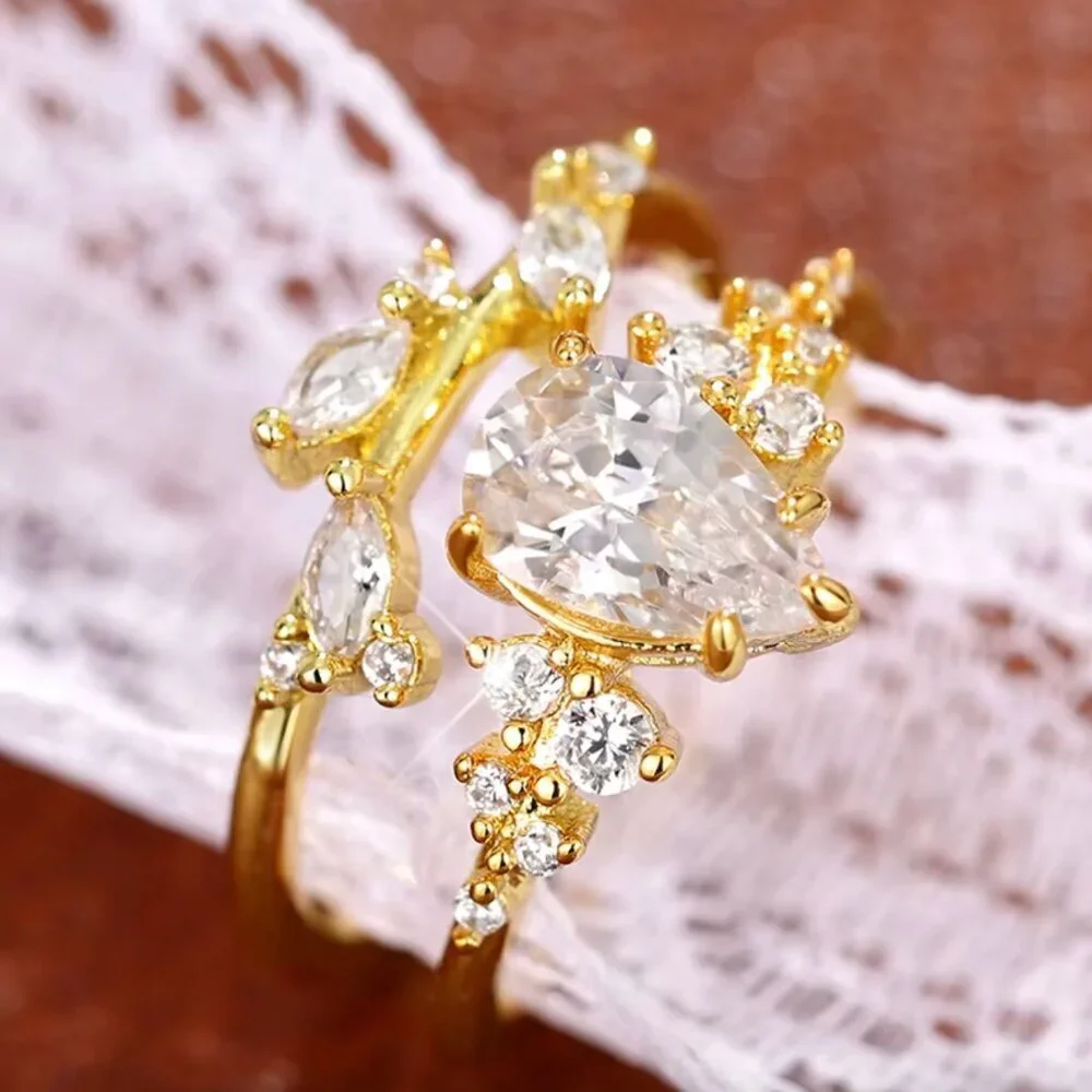 NEW 18k Gold Pear Cut Diamond Ring Set of 2 Rings
